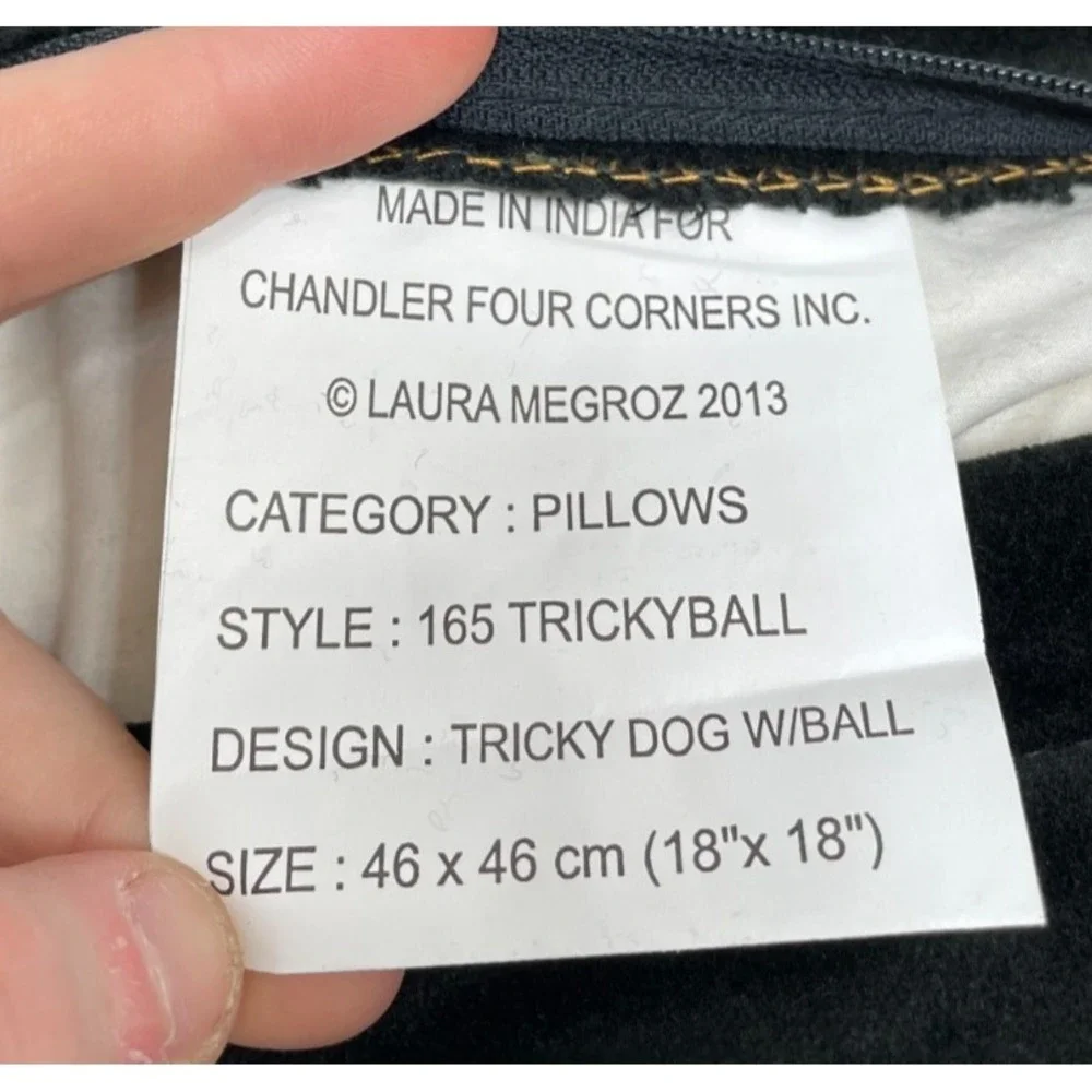 Chandler 4 Corners Laura Megroz Tricky Dog with Ball Hooked Wool Pillow 18x18 - Picture 8 of 9